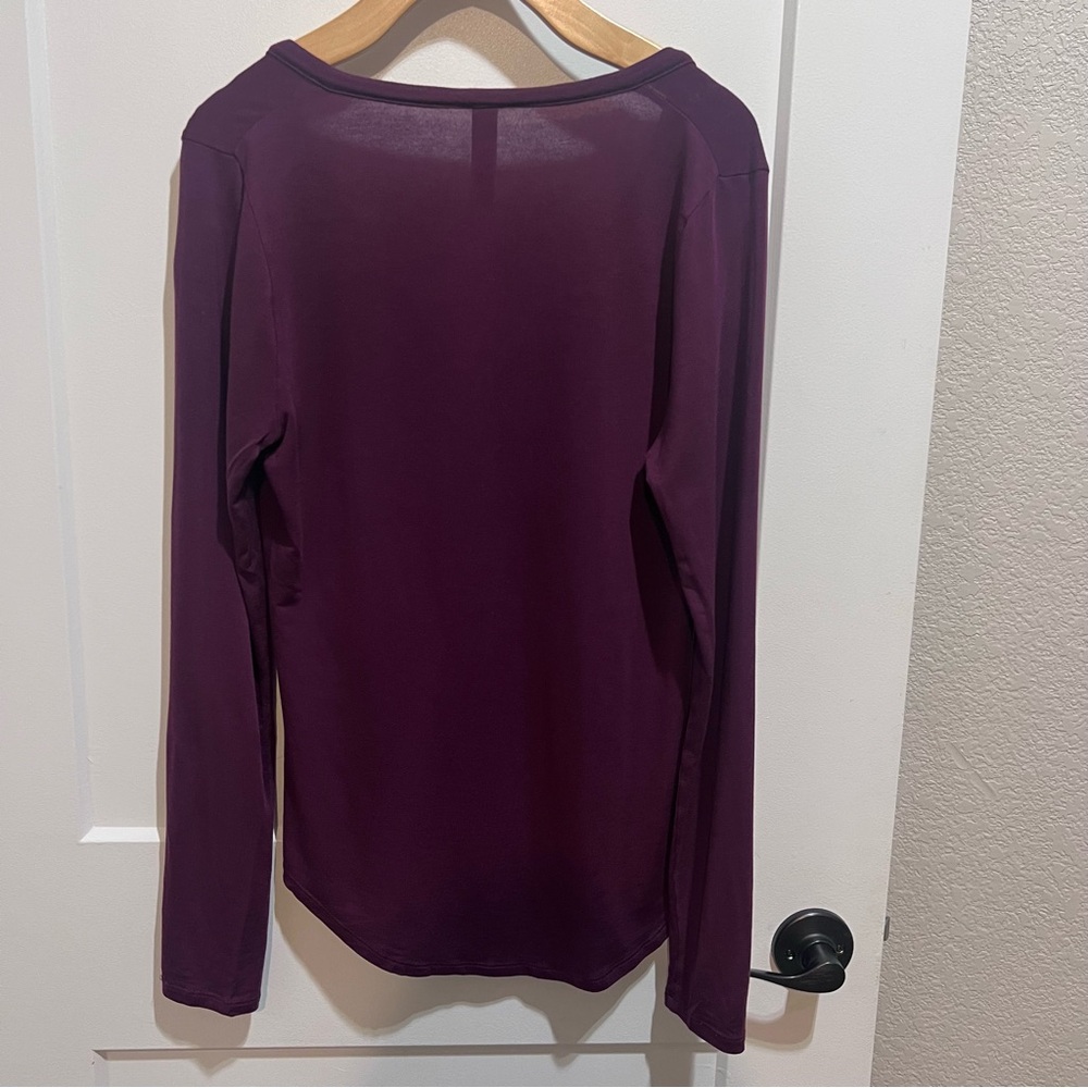 Athleta Soft Lightweight Sleep Top Henley - XS - Picture 3 of 7